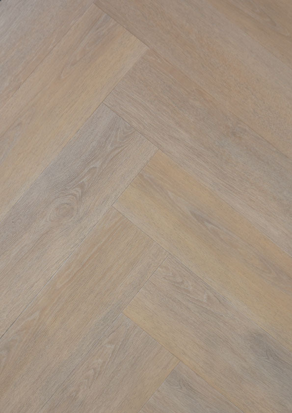 Nature 214-10 Herringbone