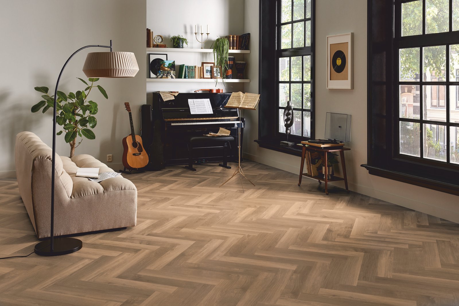 Mflor 40815 Parva Broad Leaf Warm Sycamore 25-05