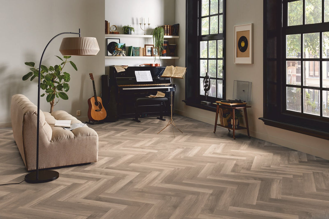 Mflor 40817 Parva Broad Leaf Smoky Sycamore 25-05