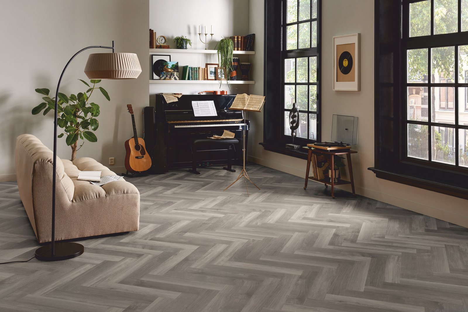 Mflor 40828 Parva Broad Leaf Grey Sycamore 25-05